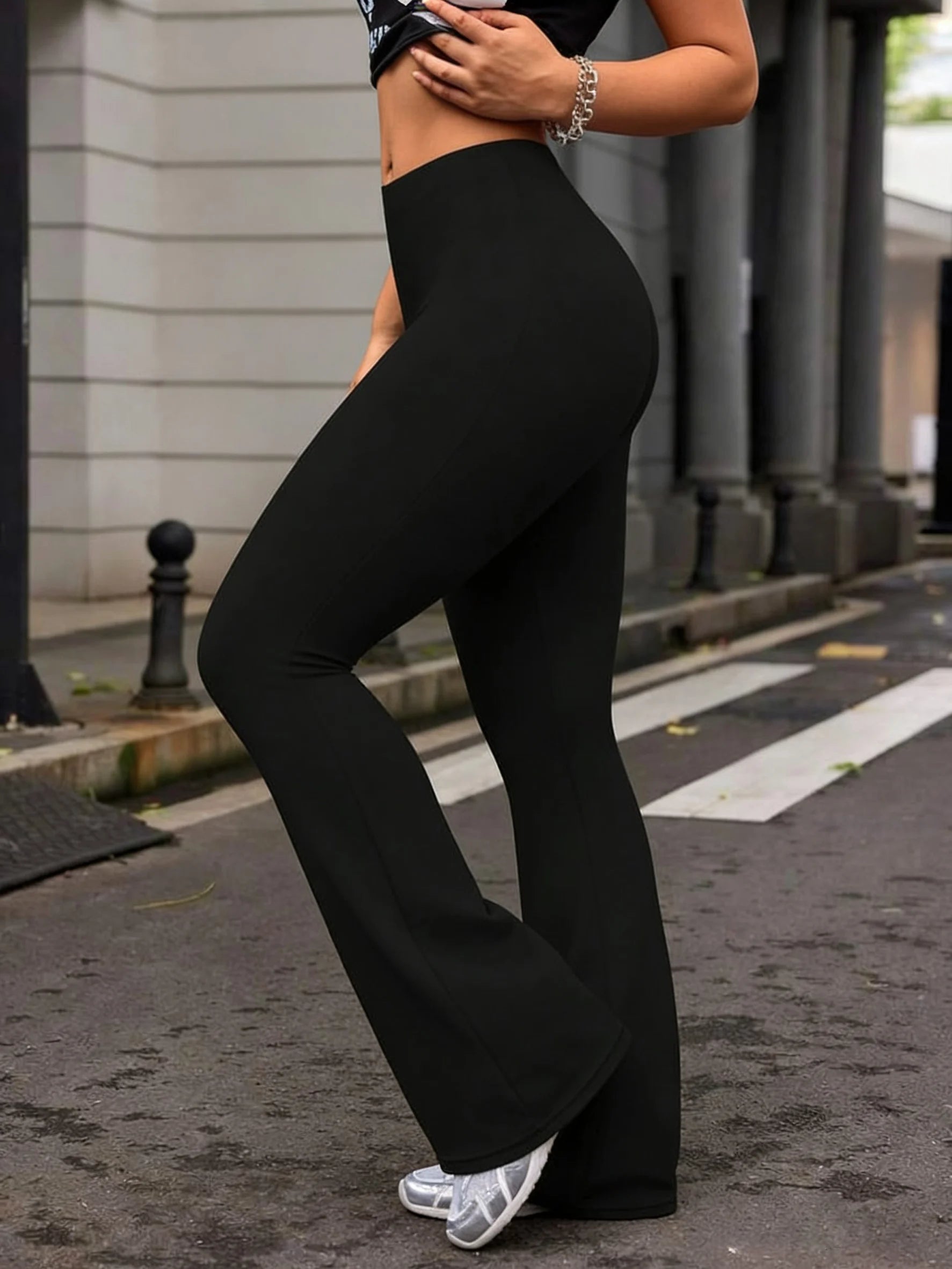 Women's High-Waisted Black Yoga Flared Pants Sexy Leggings Comfortable Stretchy Casual Trousers for Fitness And Exercise