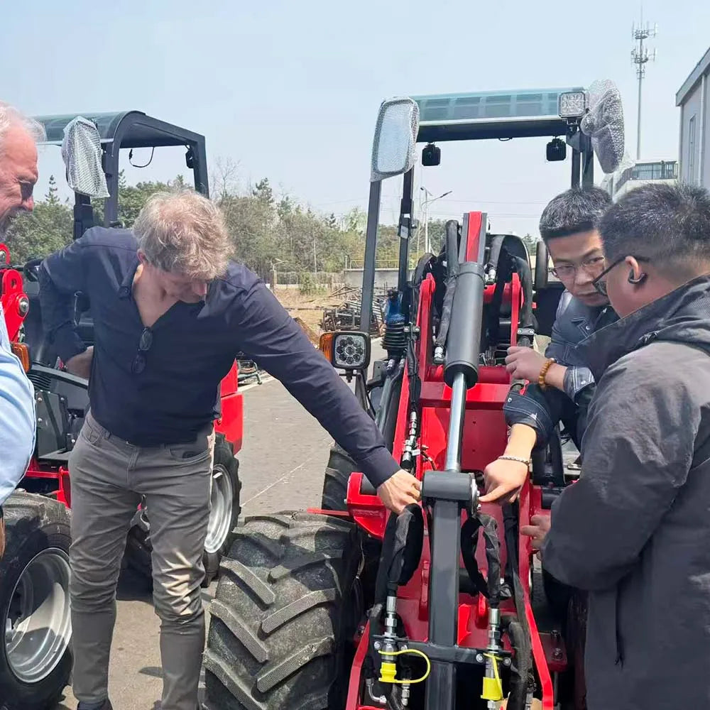 New 4 Wheel Mini Loader Compact Transporter Loader Customized CE Euro 5 Diesel Loader Yard Loader With Bucket Europe Hot Sale